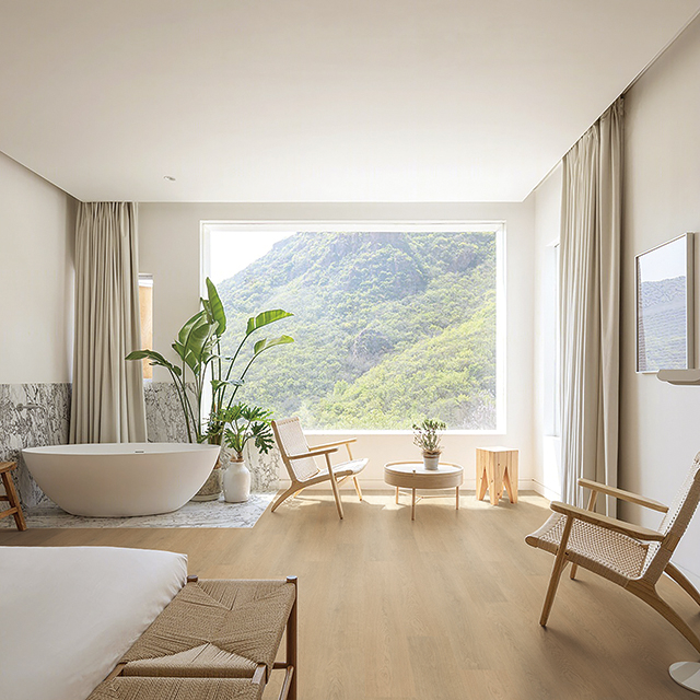 MAYBACH ORIGINAL Warm Oak Vinyl Flooring for Hotels and Refined Interiors